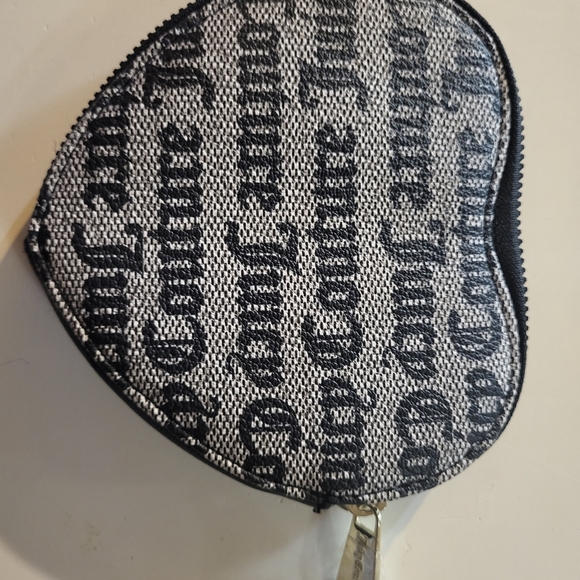 Juicy - Picture 8 of 10